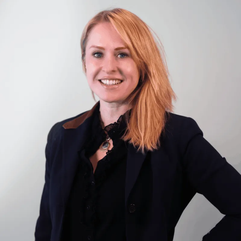 Rachael Thornton headshot